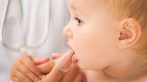 Bebeklerde İlk Diş Fırçalama Nasıl Yapılır?